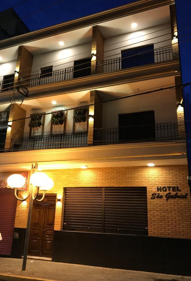 Hotel Sao Gabriel Aparecida  Bagian luar foto